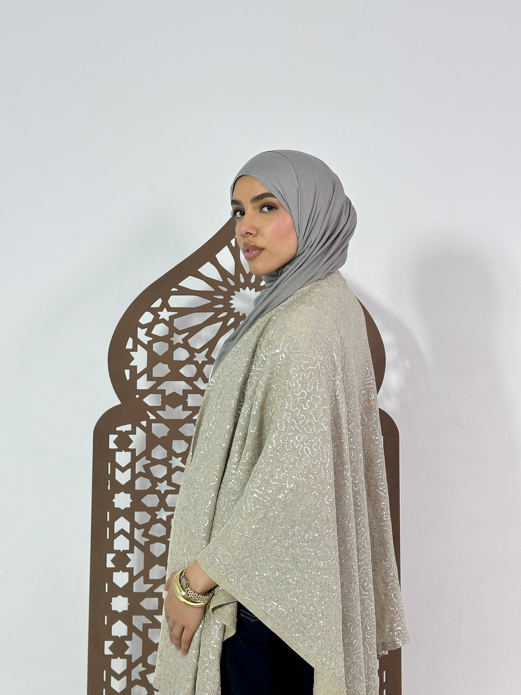Qamar Cape in Shimmer Beige