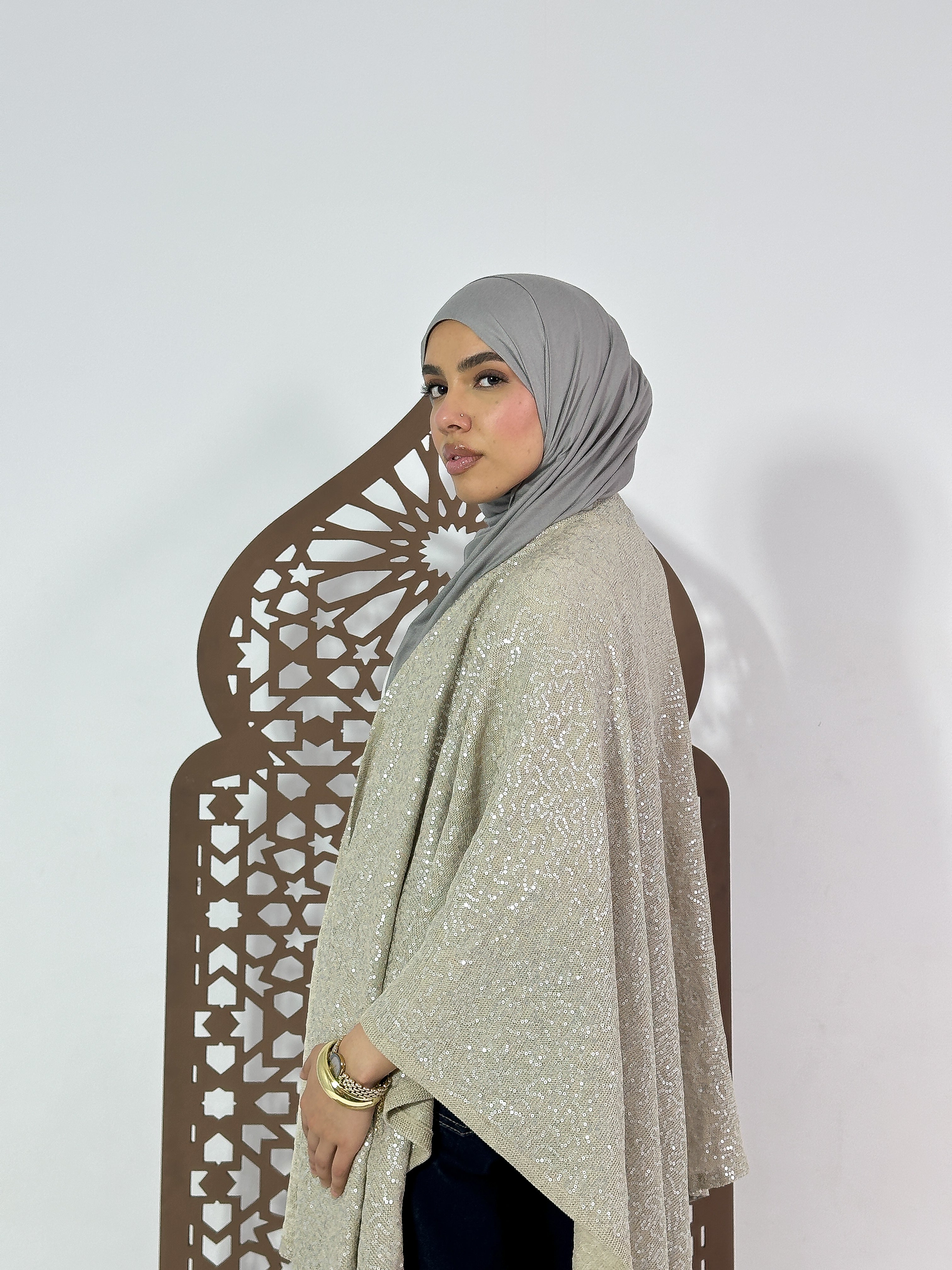 Qamar Cape in Shimmer Beige