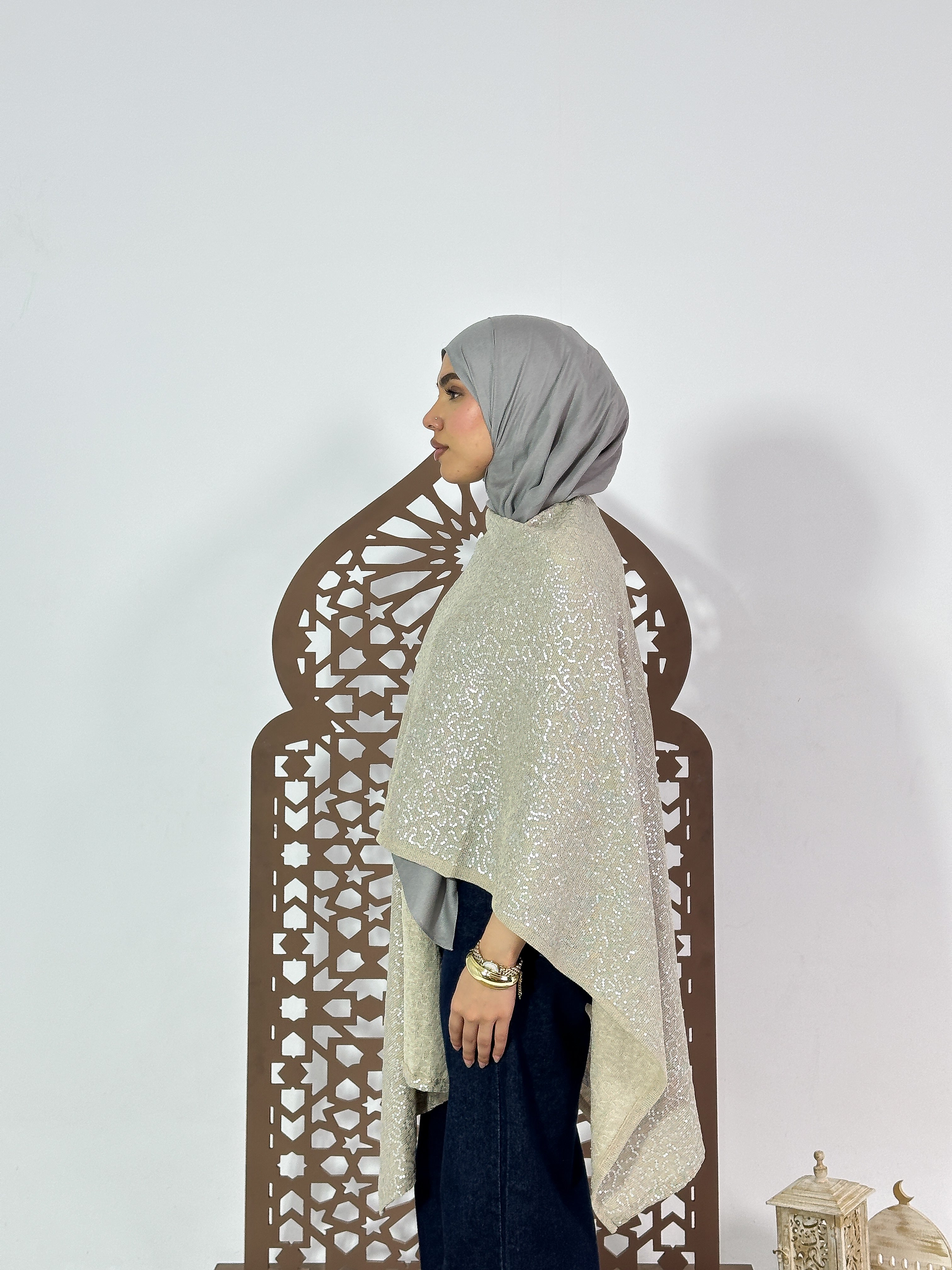 Qamar Cape in Shimmer Beige