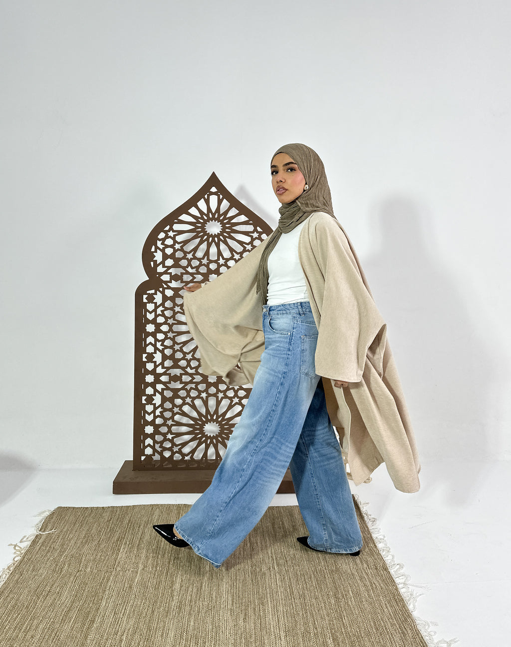 Layali Kaftan in Shimmer Beige