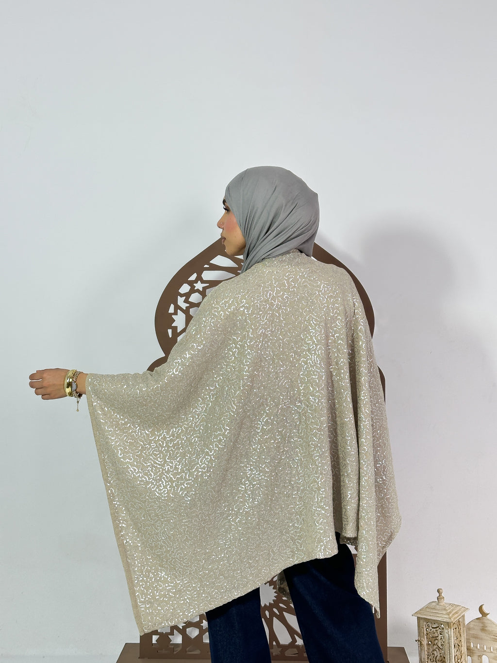 Qamar Cape in Shimmer Beige