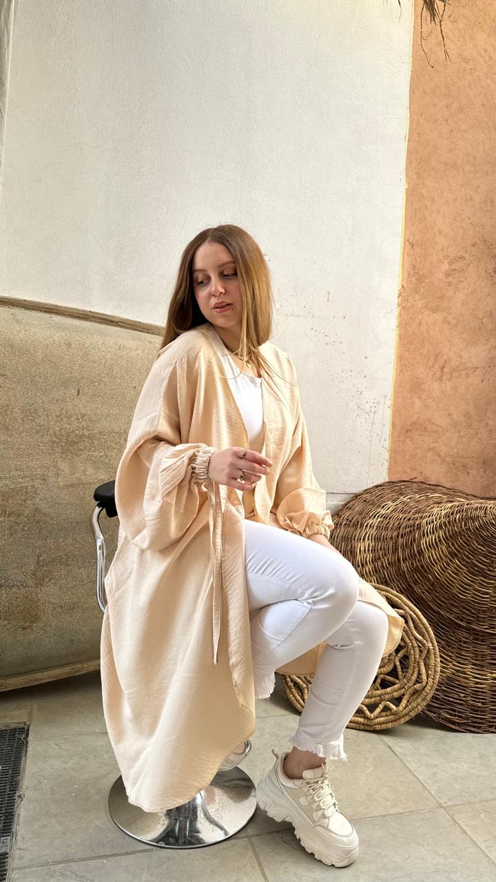 Puffy Cardigan in Beige